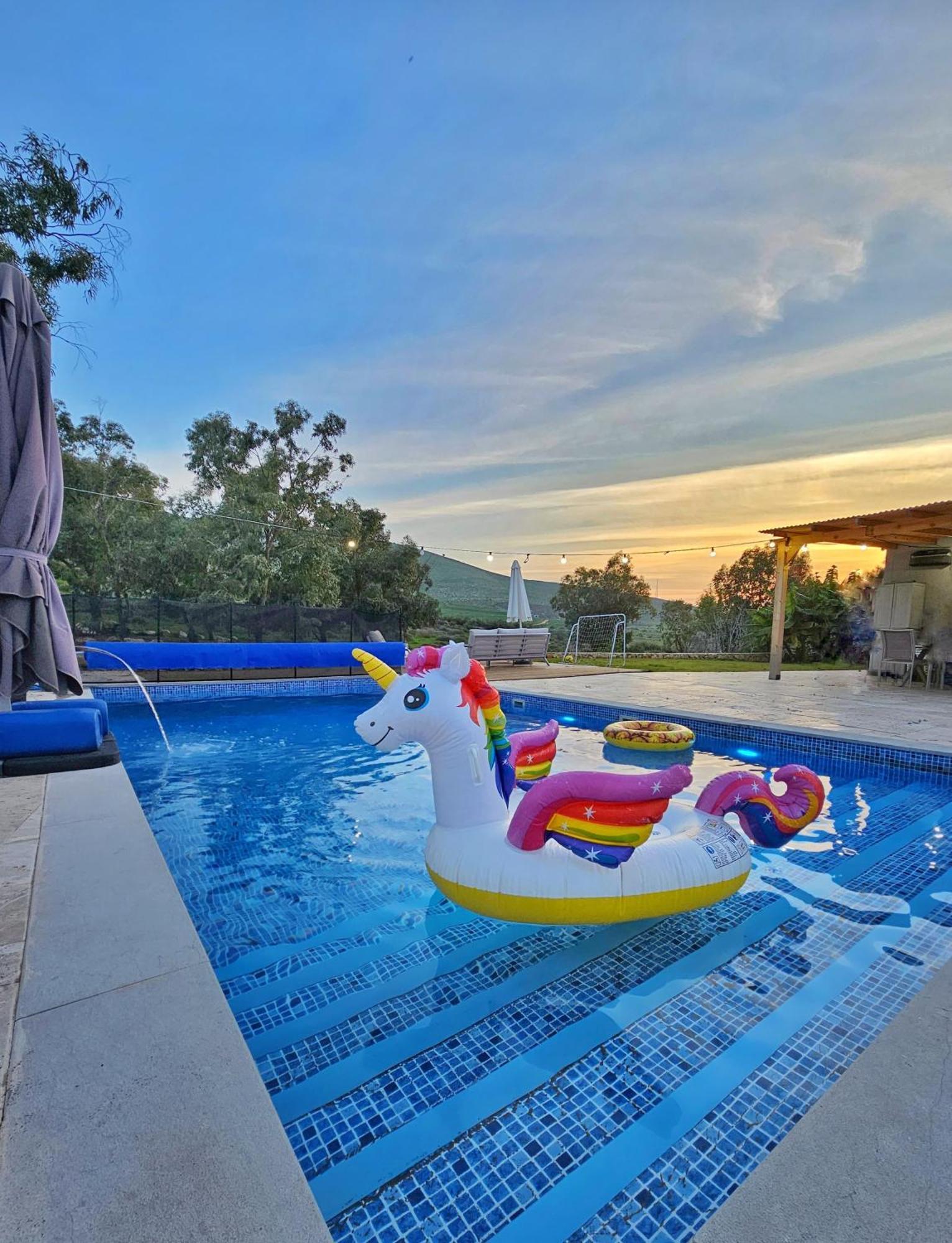 זריחה למרגלות הגלבוע Villa Nurit Ngoại thất bức ảnh
